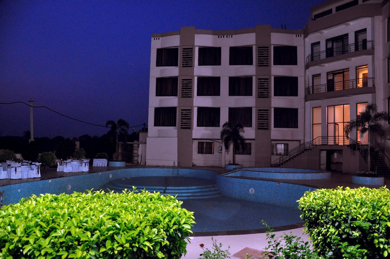 Hotel Suncity Palace Jharsuguda Экстерьер фото