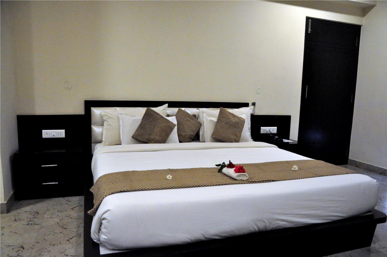 Hotel Suncity Palace Jharsuguda Экстерьер фото