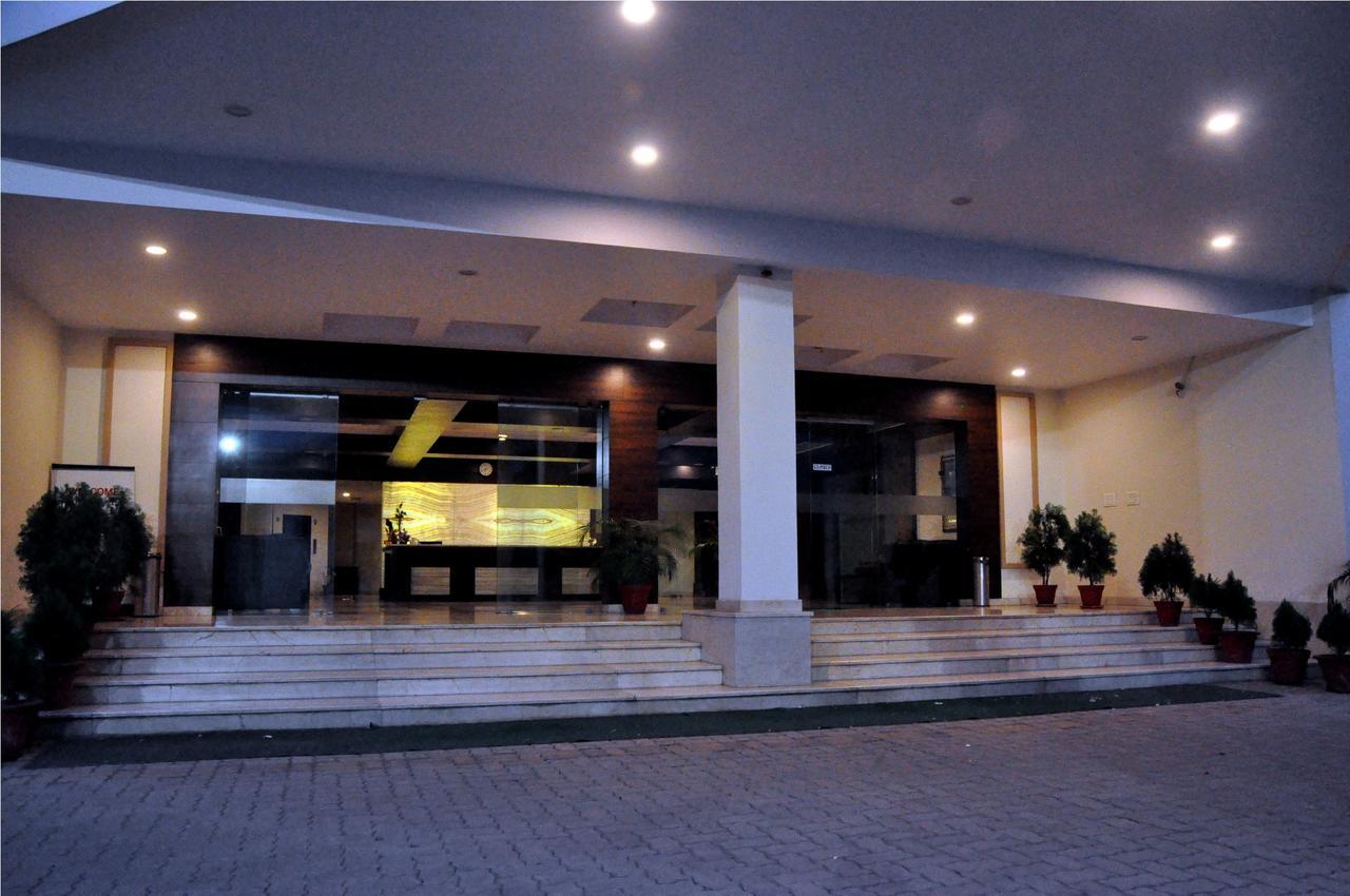 Hotel Suncity Palace Jharsuguda Экстерьер фото