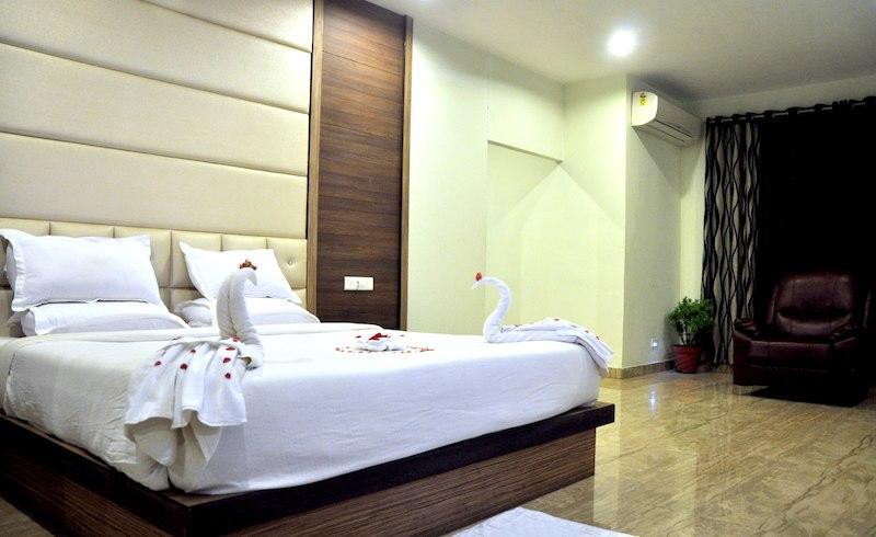 Hotel Suncity Palace Jharsuguda Экстерьер фото